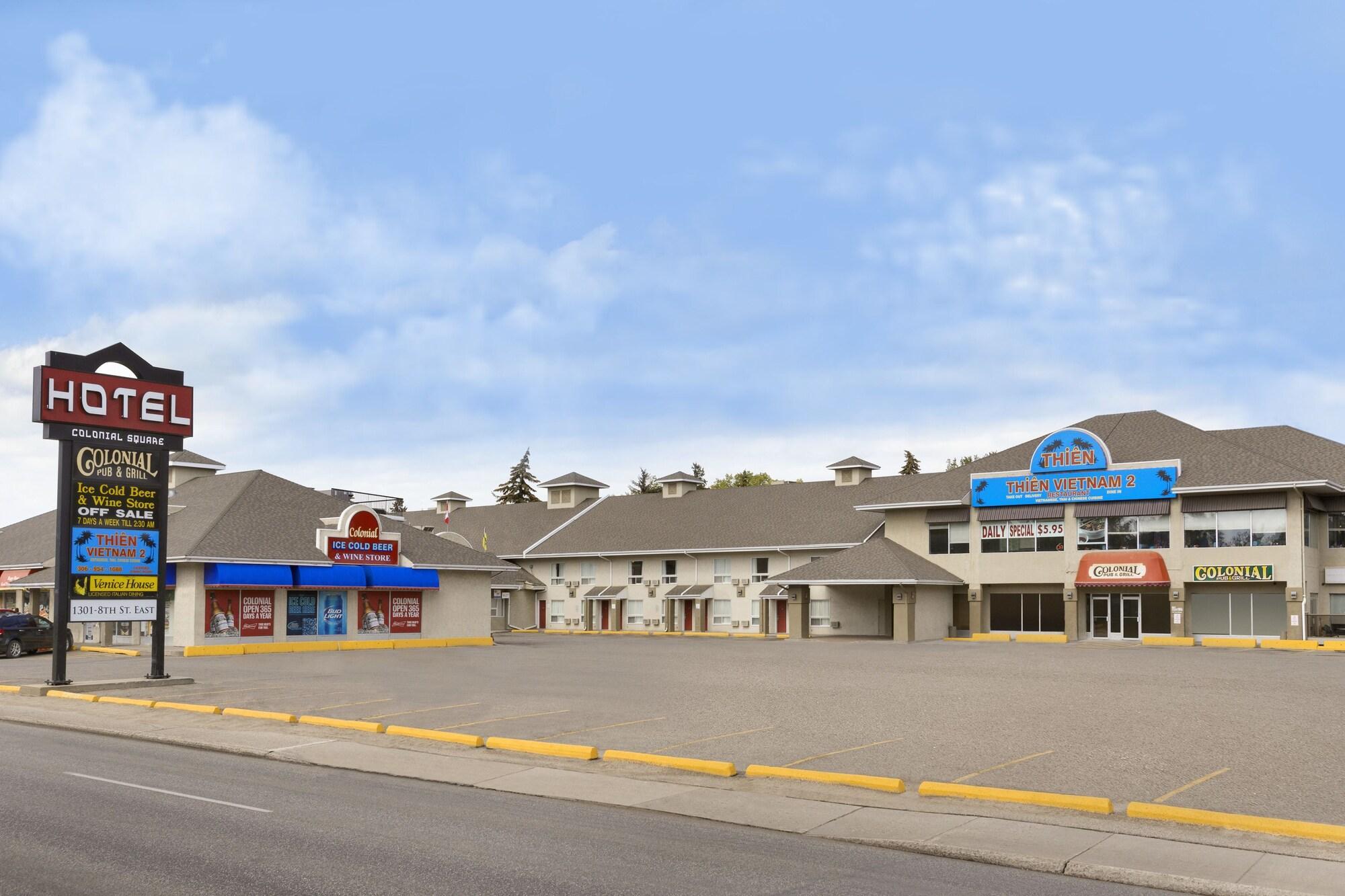 Colonial Square Inn & Suites Saskatoon Luaran gambar
