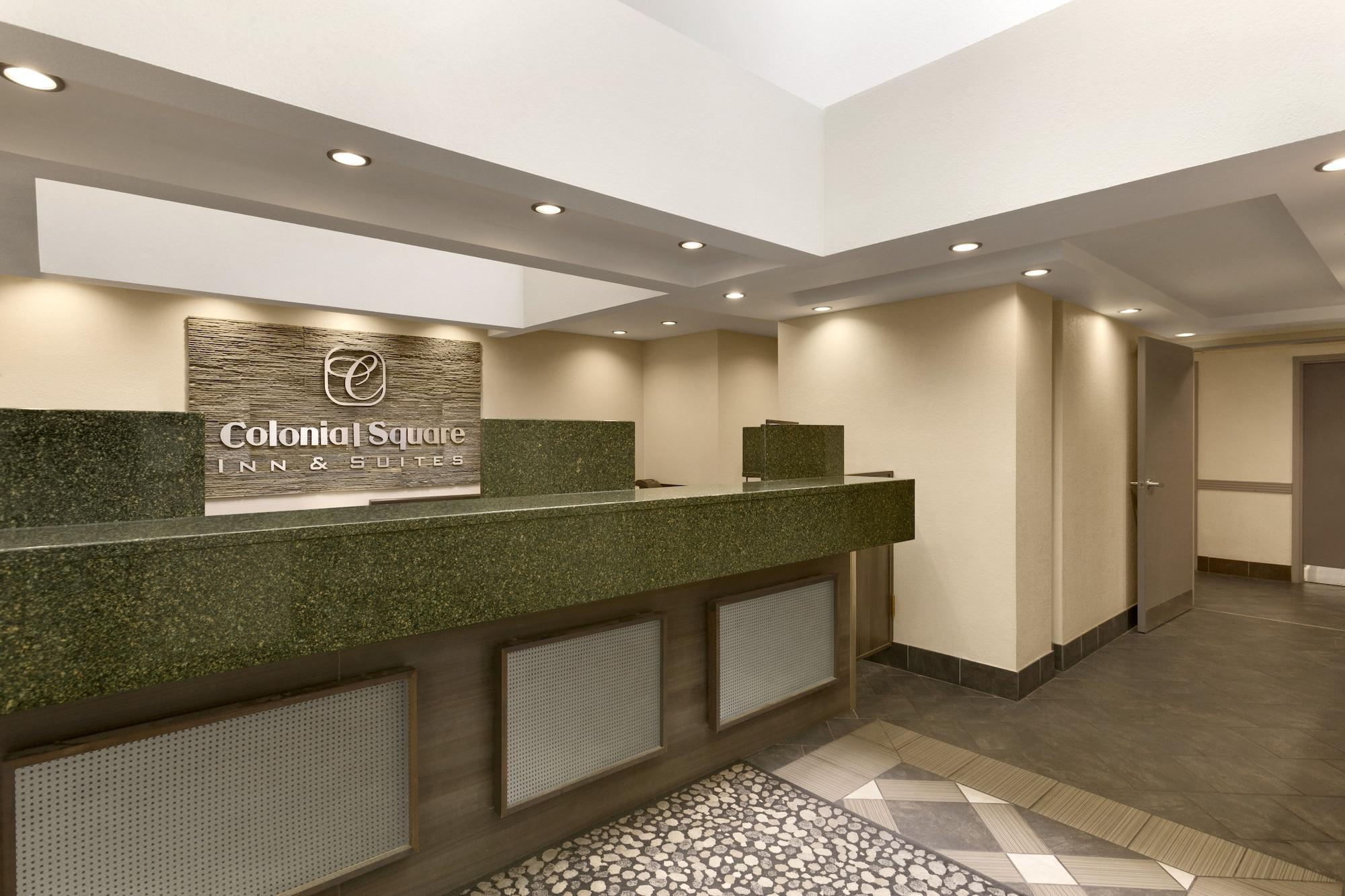 Colonial Square Inn & Suites Saskatoon Luaran gambar